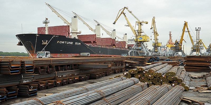 EXPORTING IRON AND STEEL FROM VIETNAM TO UK